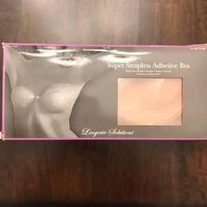 Never been worn! Super Strapless Adhesive Bra